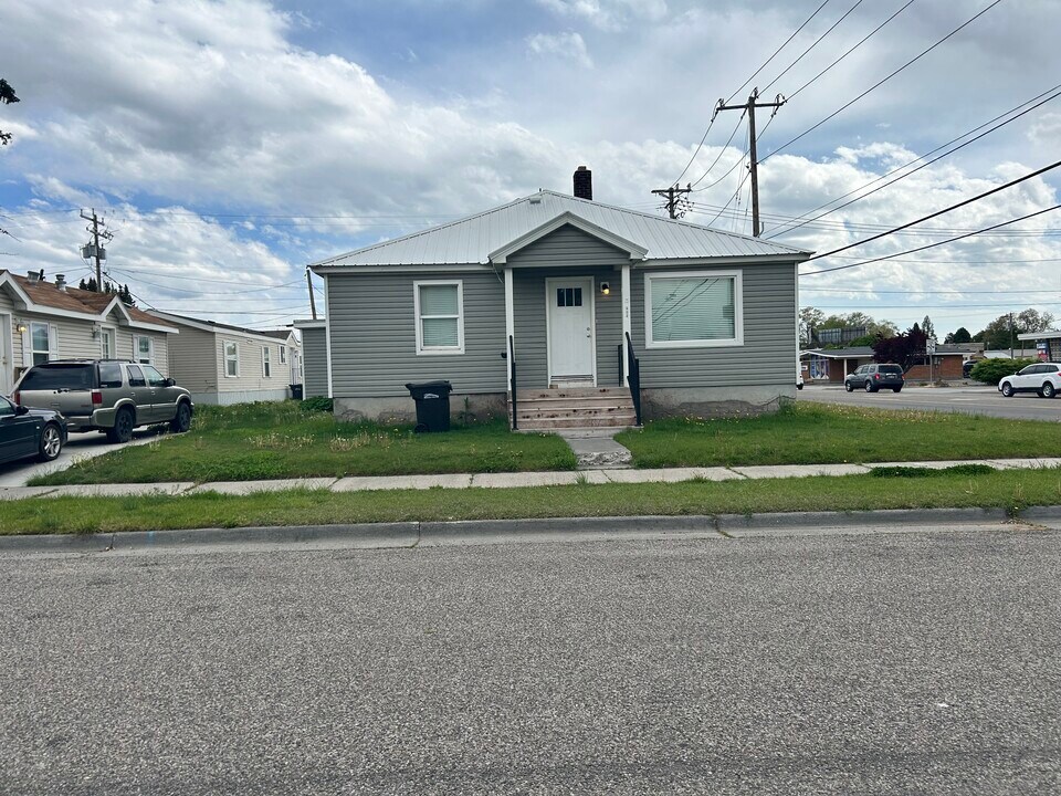 502 Gladstone St in Idaho Falls, ID - Building Photo