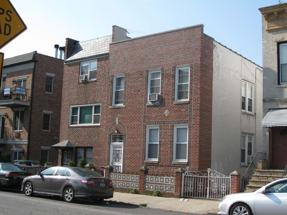 314 74th St in Brooklyn, NY - Building Photo