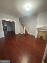 3077 Aramingo Ave in Philadelphia, PA - Building Photo