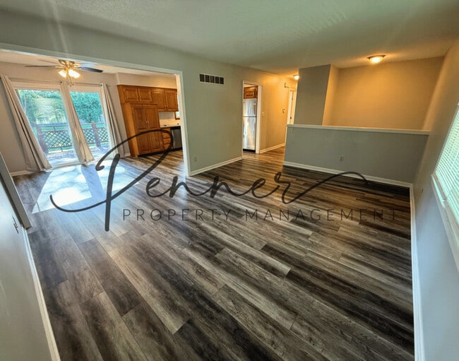 2707 S Coachman Dr in Independence, MO - Building Photo - Building Photo
