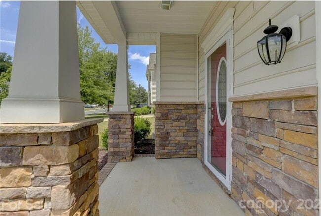 6106 Berewick Commons Pkwy in Charlotte, NC - Building Photo - Building Photo