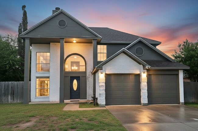 property at 2806 Bluejay Dr