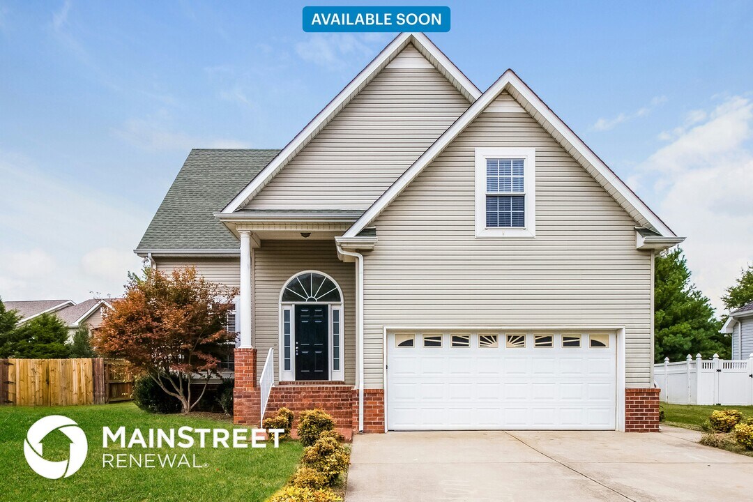 2806 Waywood Dr in Murfreesboro, TN - Building Photo