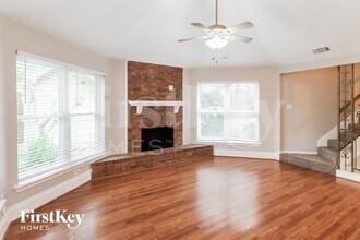 1105 Carrington Ct in Irving, TX - Foto de edificio - Building Photo