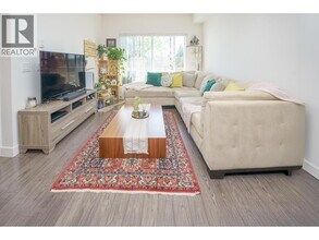 12070-12227 227 St in Maple Ridge, BC - Building Photo - Building Photo