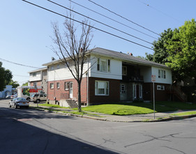188-192 Spring St in Albany, NY - Foto de edificio - Building Photo