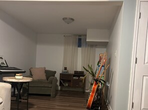 382 Paul Dr in Smyrna, DE - Foto de edificio - Building Photo