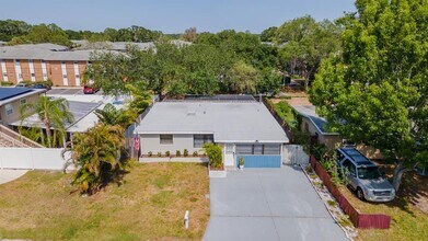 11919 102nd St in Largo, FL - Building Photo - Building Photo