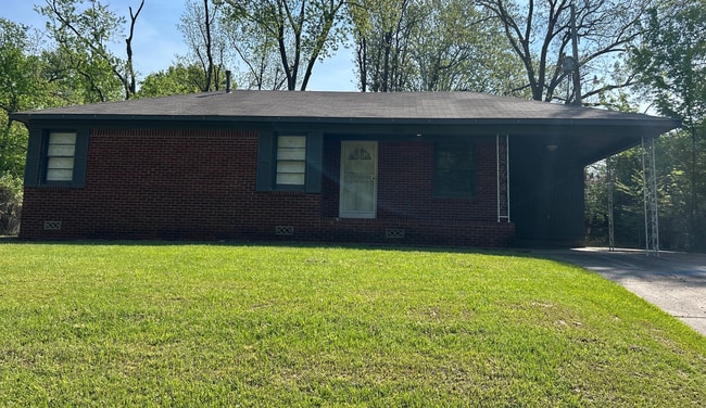 property at 3430 Shiloh Dr