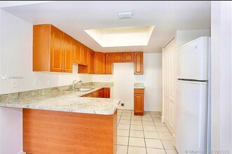 1765 SW 16th Ter in Miami, FL - Building Photo - Building Photo