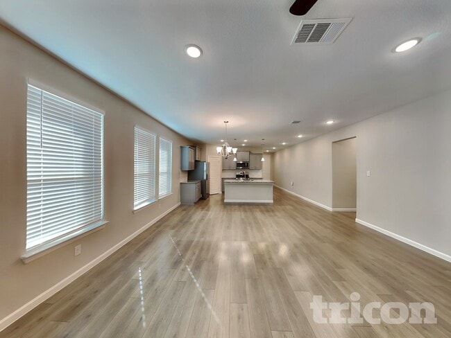 540 Hazeltine Rd in Red Oak, TX - Building Photo - Building Photo