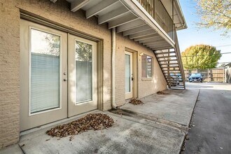 4931 Junius St in Dallas, TX - Foto de edificio - Building Photo