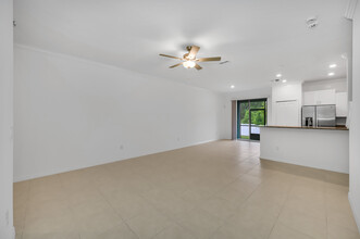 30764 Veridian Wy in Wesley Chapel, FL - Building Photo - Building Photo