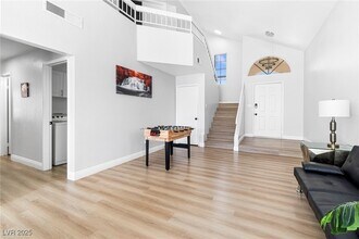 2701 Sattley Cir in Las Vegas, NV - Building Photo - Building Photo