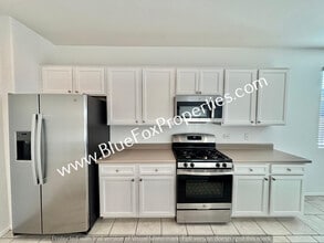 21479 E Treasure Rd in Red Rock, AZ - Building Photo - Building Photo