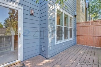 7909 SW 31st Ave in Portland, OR - Building Photo - Building Photo