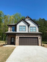 7953 St.James Dr in Pinson, AL - Building Photo