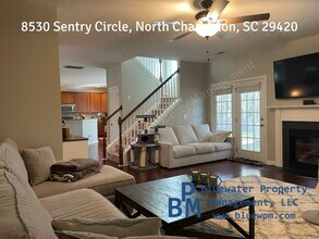 8350 Sentry Cir in North Charleston, SC - Building Photo - Building Photo
