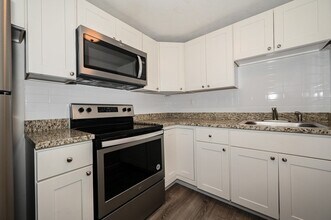 175 Millwood St in Framingham, MA - Building Photo - Building Photo