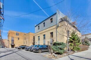 1128 W Ardmore Ave in Chicago, IL - Building Photo