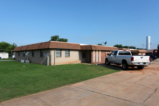 3 S Cimarron Rd in Tuttle, OK - Building Photo - Building Photo