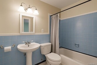 105-14 Liberty Ave in Queens, NY - Building Photo - Building Photo