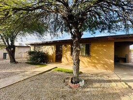 1821 E Oregon St in Tucson, AZ - Building Photo