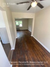 221 N 4th St in Hoopeston, IL - Building Photo - Building Photo