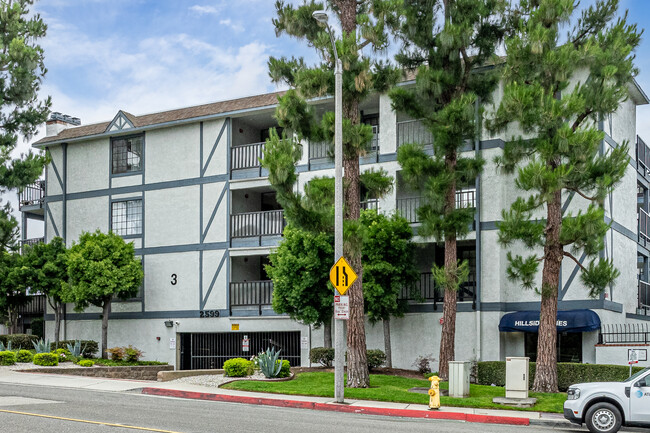 Hillside Pines in Signal Hill, CA - Building Photo - Building Photo