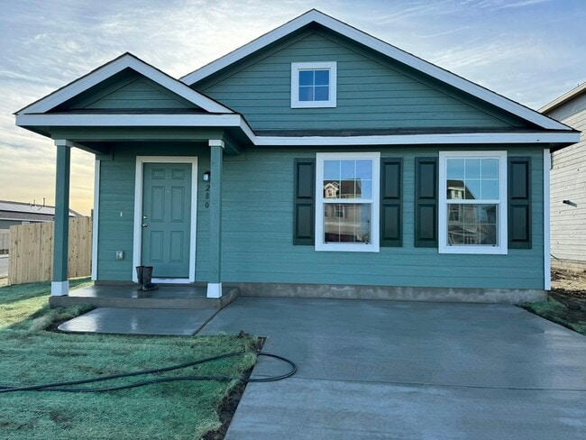 property at 280 Amber Gln