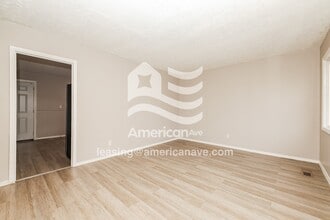 1385 Guenther Rd in Dayton, OH - Foto de edificio - Building Photo