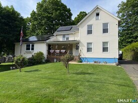 14 Stoddard St in Seymour, CT - Building Photo