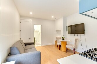 1032 McLean Ave in Yonkers, NY - Building Photo - Building Photo