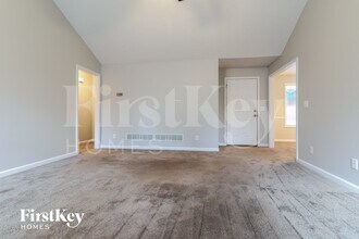 3240 Hilltop Cir in Gainesville, GA - Building Photo - Building Photo