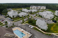 The Elm at Island Creek Village in Duxbury, MA - Foto de edificio - Building Photo