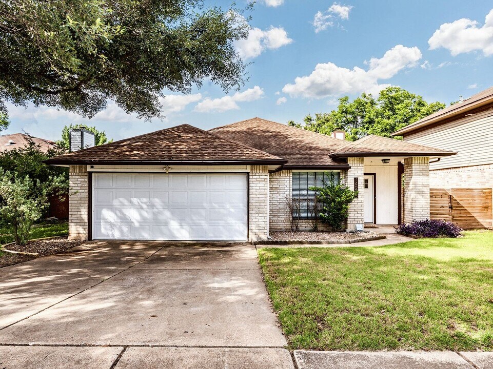 14205 Vandever St in Austin, TX - Building Photo