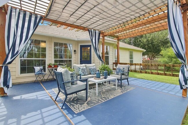 property at 603 Brazos Trace Dr