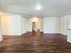 11126 Kingsnorth Dr in Tomball, TX - Building Photo - Building Photo