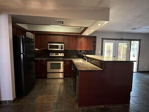 8745 Isola Dr in Las Vegas, NV - Building Photo - Building Photo