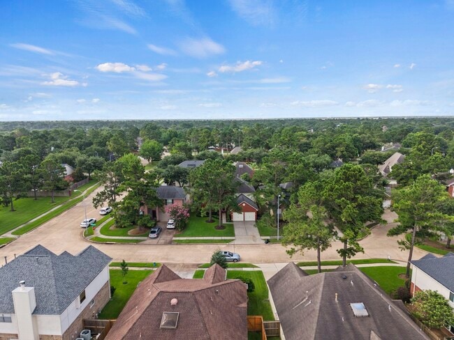 property at 17107 Cradle Cove Ct