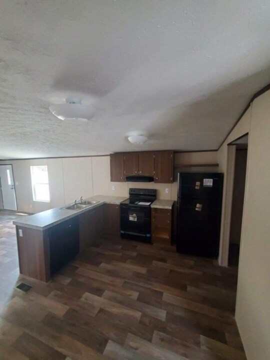 58 Haney Park in Greeneville, TN - Building Photo