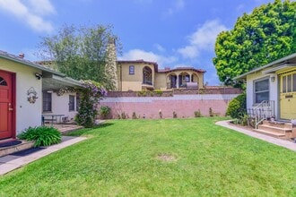 723 12th St in Santa Monica, CA - Building Photo - Building Photo