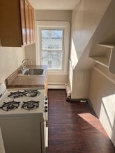 229 Rock St in Fall River, MA - Building Photo - Building Photo