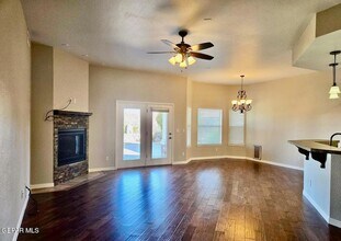 6617 Cabana Del Sol Dr in El Paso, TX - Building Photo - Building Photo