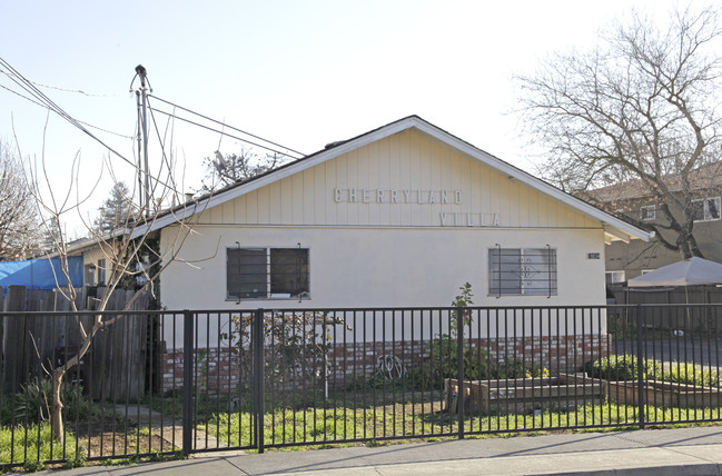 Cherry Lane Villa in Hayward, CA - Building Photo - Building Photo