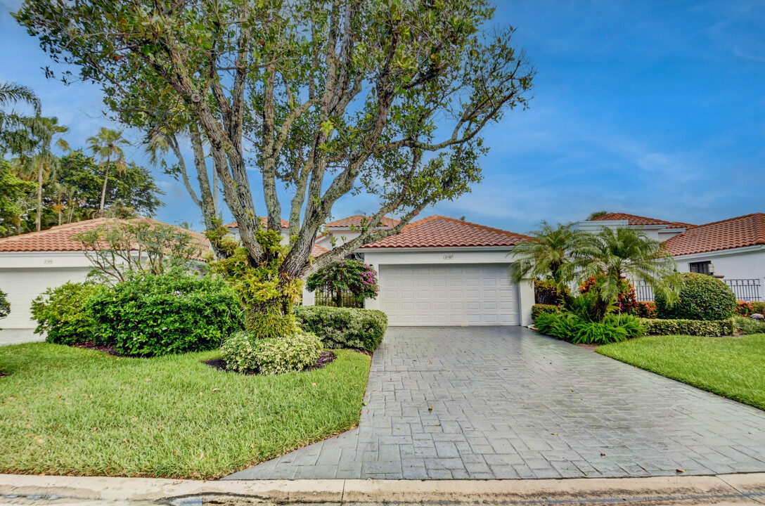 2187 NW 59th St in Boca Raton, FL - Building Photo