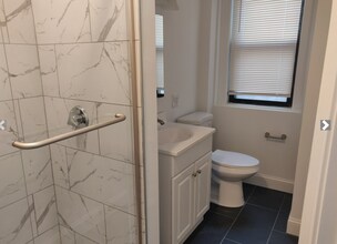 137 Peterborough St in Boston, MA - Foto de edificio - Building Photo