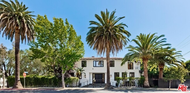 2890 Forrester Dr in Los Angeles, CA - Building Photo - Building Photo