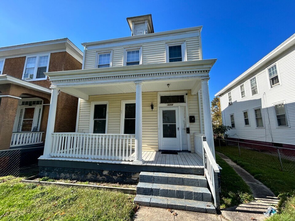 3208 Carolina Ave in Richmond, VA - Building Photo