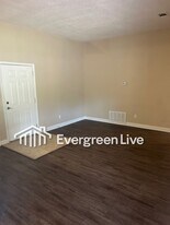 30 Callan Ct in Pensacola, FL - Building Photo